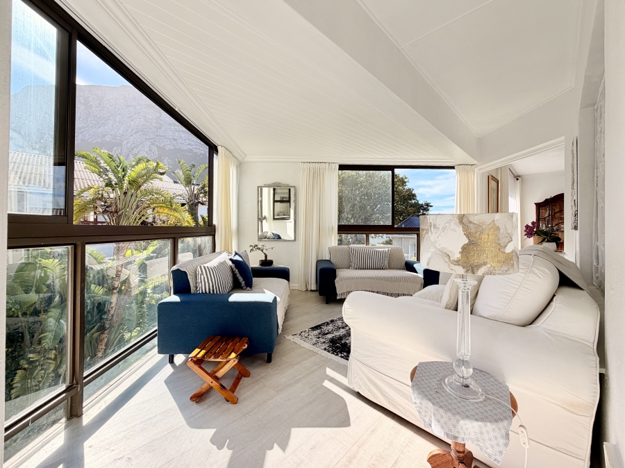 3 Bedroom Property for Sale in Voelklip Western Cape